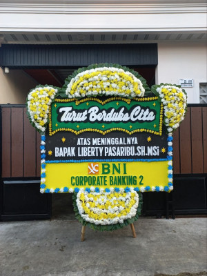 Papan Bunga Duka di Murtigading